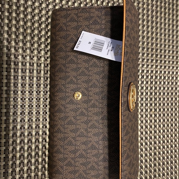 Michael Kors wallet